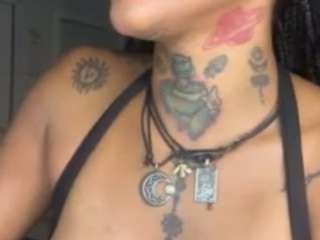 iambaldheadbrittany from CamSoda is Away