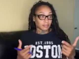 iambaldheadbrittany from CamSoda