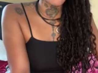 iambaldheadbrittany from CamSoda