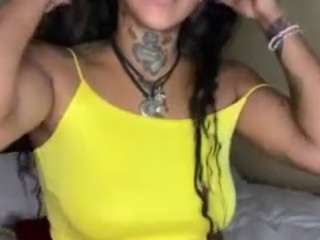 iambaldheadbrittany from CamSoda is Freechat