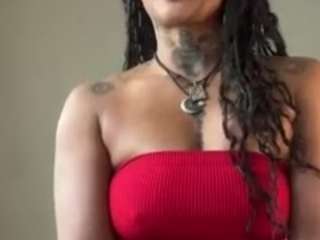 iambaldheadbritt... Live Webcam on CamSoda