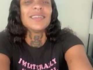 iambaldheadbrittany webcam