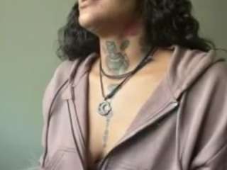  iambaldheadbrittany chat room