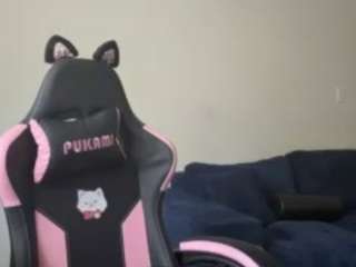  iambaldheadbrittany chat room