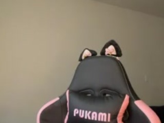 iambaldheadbrittany camsoda