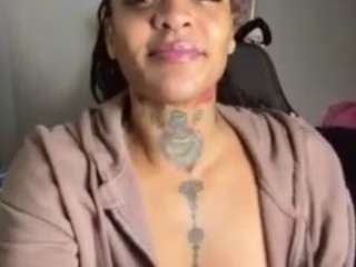 iambaldheadbrittany chat