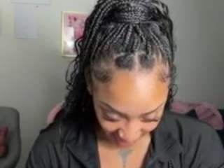 iambaldheadbrittany webcam