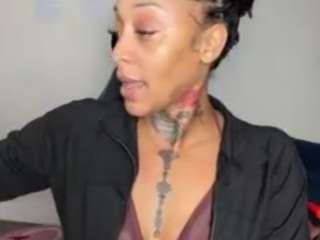 /Twerk/Clap thong off [Multi Goal]