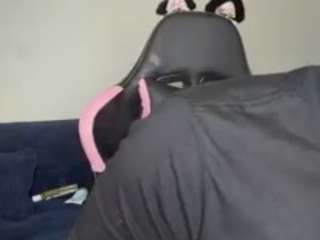 iambaldheadbrittany webcam