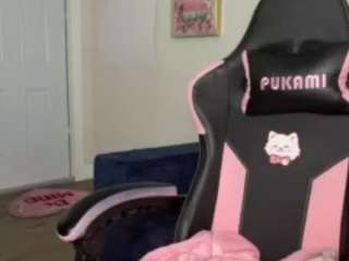 iambaldheadbrittany webcam