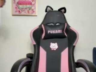 Live webcam model iambaldheadbrittany on Soda Cams