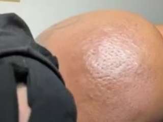 iambaldheadbrittany webcam model