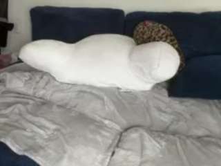 iambaldheadbrittany webcam