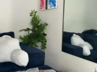 iambaldheadbrittany webcam