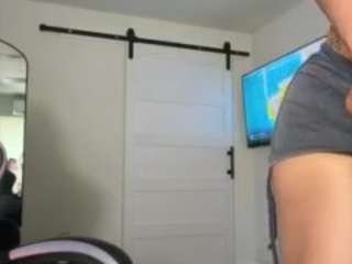 iambaldheadbrittany webcam