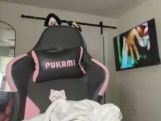 iambaldheadbrittany webcam