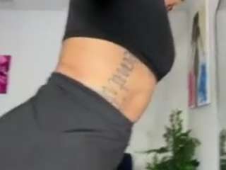 iambaldheadbrittany webcam