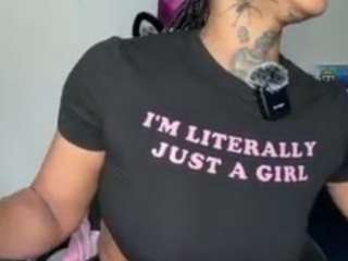 iambaldheadbrittany webcam