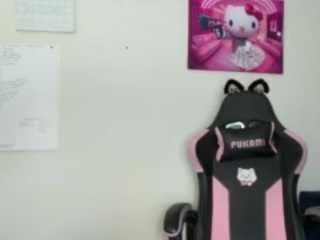 iambaldheadbritt... Live Webcam on CamSoda