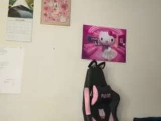 Live webcam model iambaldheadbrittany on Soda Cams