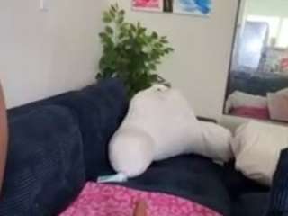 Live webcam model iambaldheadbrittany on Soda Cams