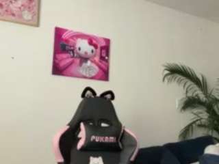 iambaldheadbrittany webcam