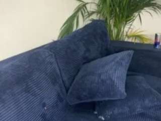 iambaldheadbrittany webcam