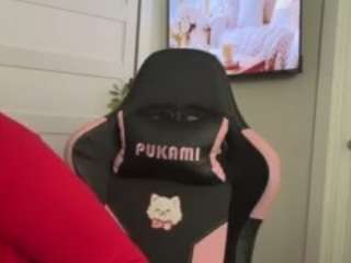 iambaldheadbrittany webcam