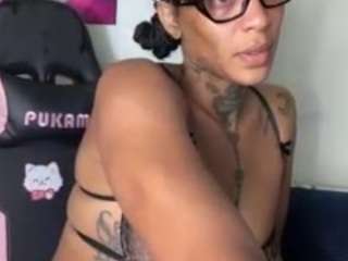 iambaldheadbrittany, female webcam model,  years old, on live webcam