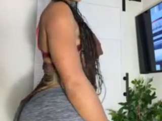 iambaldheadbrittany webcam