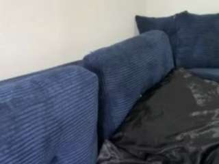 iambaldheadbrittany webcam