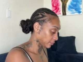 iambaldheadbrittany webcam