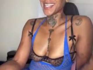 iambaldheadbrittany webcam