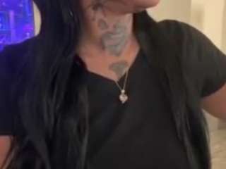 iambaldheadbrittany camsoda