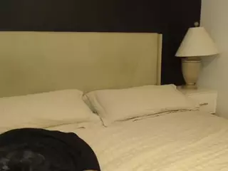 BritBodyBrat's Live Sex Cam Show