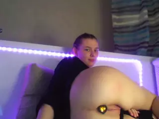 jucielussie's Live Sex Cam Show