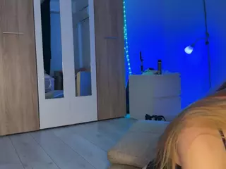 jucielussie's Live Sex Cam Show