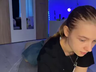 jucielussie's Live Sex Cam Show