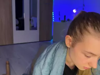 jucielussie's Live Sex Cam Show