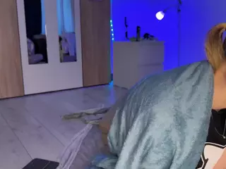 jucielussie's Live Sex Cam Show