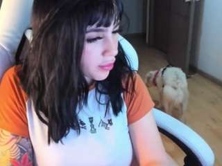 annie-snow Live Webcam on CamSoda