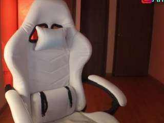 annie-snow Live Webcam on CamSoda