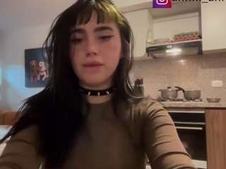 annie-snow Live Webcam on CamSoda