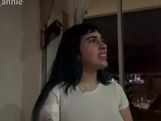 JEANNE's Live Sex Cam Show