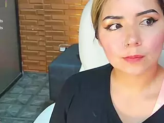 catta-james's Live Sex Cam Show