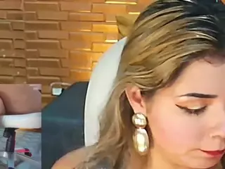 catta-james's Live Sex Cam Show