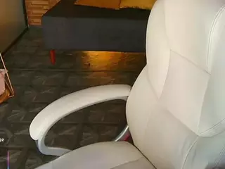 catta-james's Live Sex Cam Show