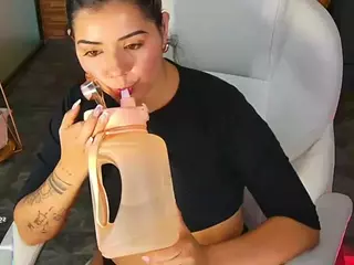 catta-james's Live Sex Cam Show