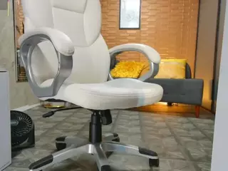 catta-james's Live Sex Cam Show