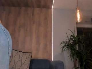 liizcooper's CamSoda show and profile